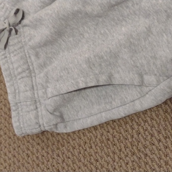 Adidas Women's Grey Sweatpants - Picture 5 of 9